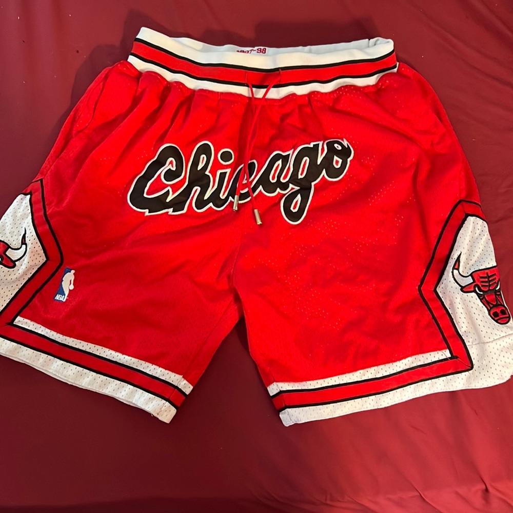 Don C Chicago Bulls Shorts. Size: M . Color: Red ,Black & White .